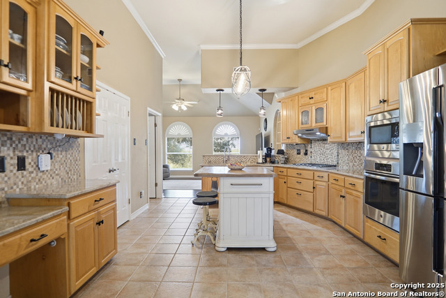 Image 13 of 35 For 27517 Boerne Cave