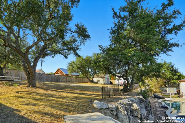 Image 29 of 35 For 27517 Boerne Cave