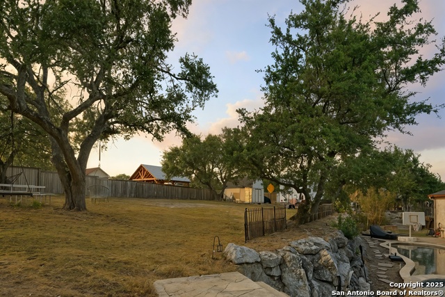 Image 30 of 35 For 27517 Boerne Cave