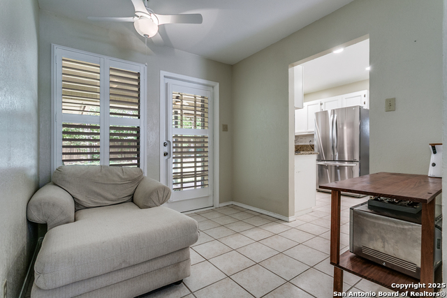 Image 10 of 20 For 13835 Hillside Dr E