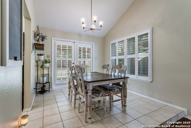 Image 6 of 20 For 13835 Hillside Dr E