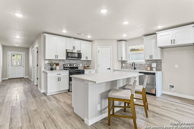 Image 5 of 24 For 322 Spaatz