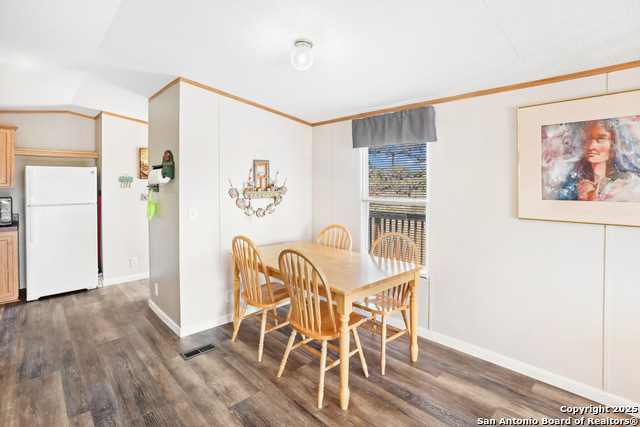 Image 10 of 22 For 716 Lakeshore Drive South