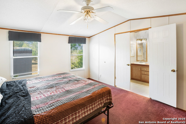 Image 14 of 22 For 716 Lakeshore Drive South