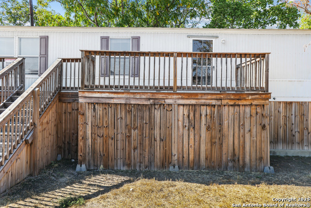 Image 7 of 22 For 716 Lakeshore Drive South