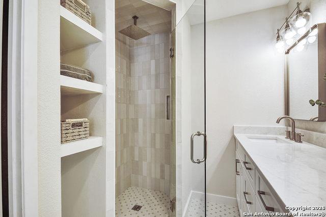 Image 18 of 33 For 1022 Mount Eden Drive