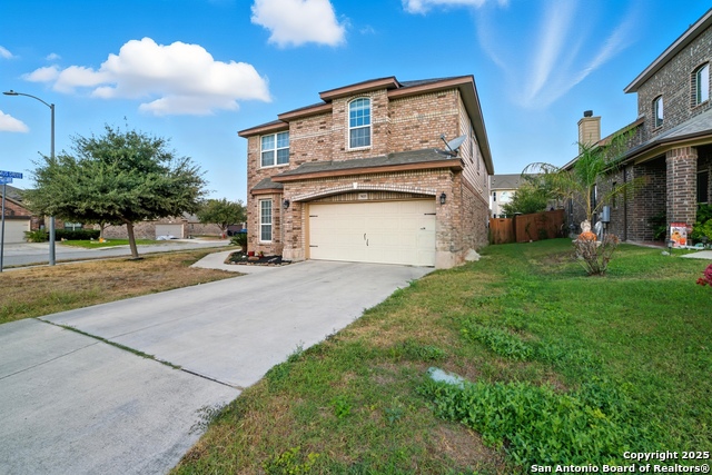 Listing photo id 4 for 5035 Thymus  