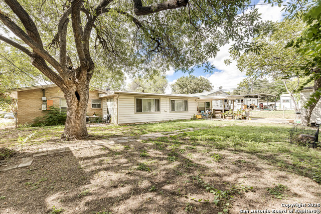 Image 4 of 26 For 359 Langton  