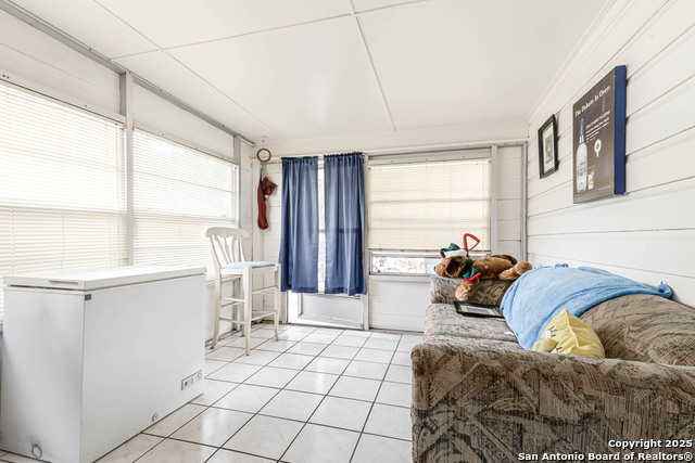 Image 7 of 26 For 359 Langton  