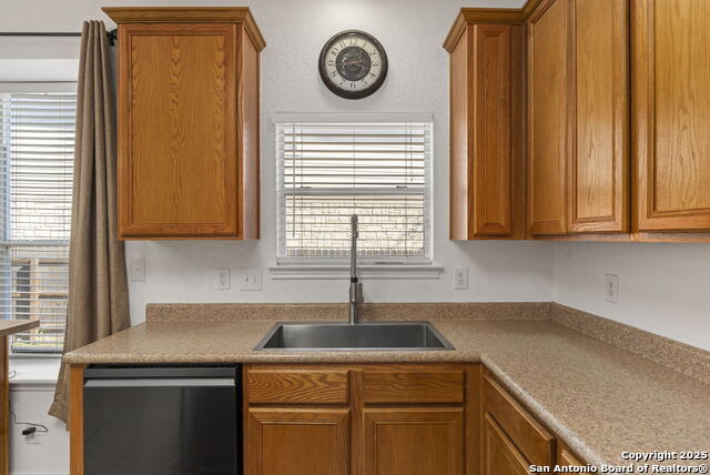 Image 12 of 34 For 8947 Burnt Path