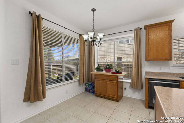 Image 14 of 34 For 8947 Burnt Path