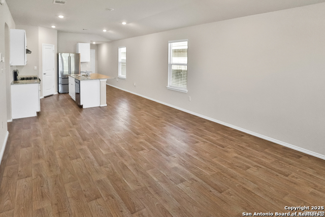 Image 5 of 20 For 12007 Chelan