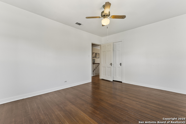 Image 41 of 56 For 268 North Dr