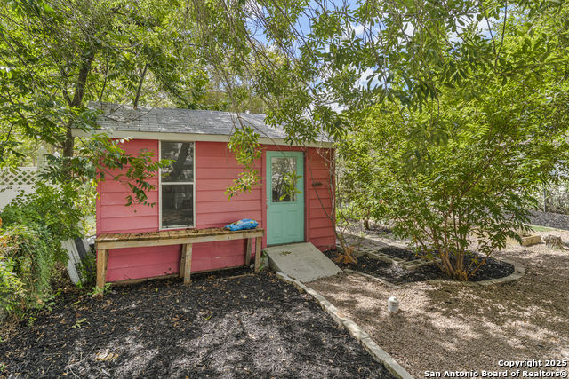 Image 45 of 56 For 268 North Dr
