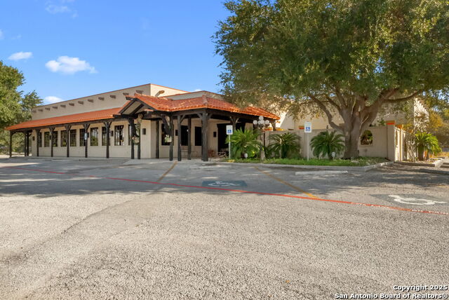 Listing photo id 0 for 983 Highway 123 N