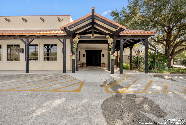 Listing photo id 1 for 983 Highway 123 N