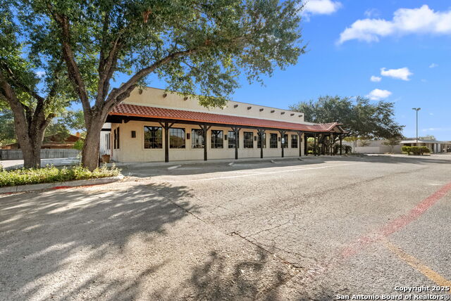 Listing photo id 2 for 983 Highway 123 N