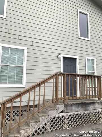 Image 3 of 11 For 1511 Ashby Place W 3