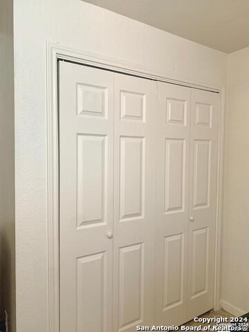 Image 9 of 11 For 1511 Ashby Place W 3