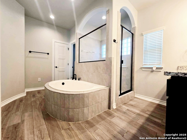 Image 16 of 41 For 8710 Kallison Arbor