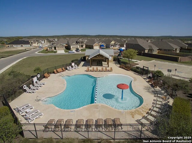 Image 4 of 41 For 8710 Kallison Arbor