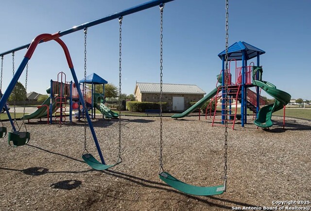 Image 7 of 41 For 8710 Kallison Arbor