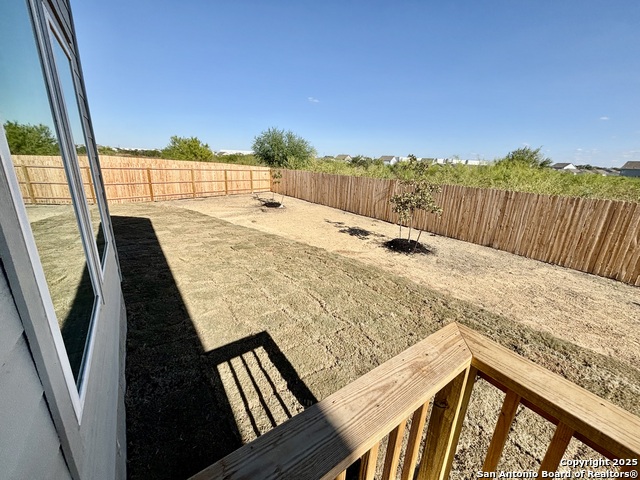 Listing photo id 35 for 5726 Willow Point