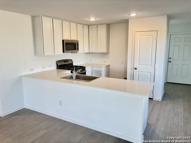 Listing photo id 6 for 5726 Willow Point