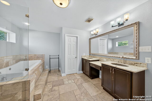 Image 21 of 35 For 6718 Grove Creek Dr