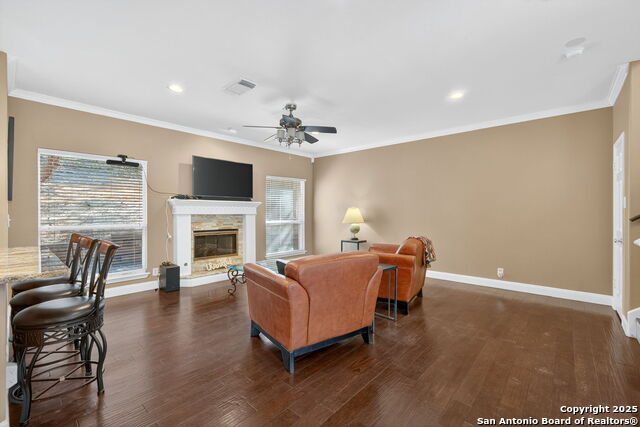 Image 3 of 35 For 6718 Grove Creek Dr
