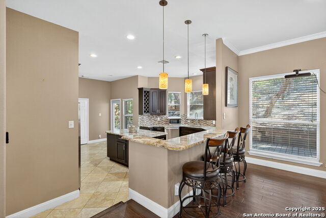 Image 8 of 35 For 6718 Grove Creek Dr