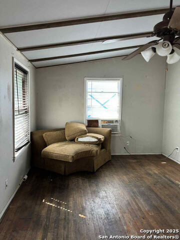 Image 15 of 26 For 727 Carney St