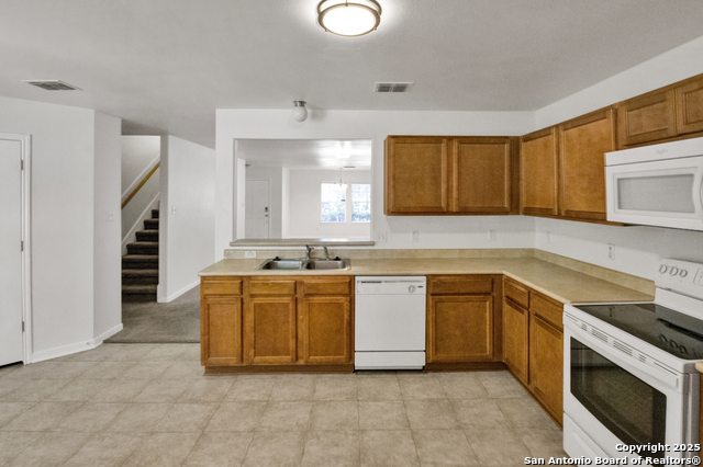 Image 12 of 39 For 10127 Margarita Hl