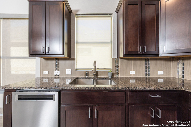 Image 10 of 28 For 636 Carriage House