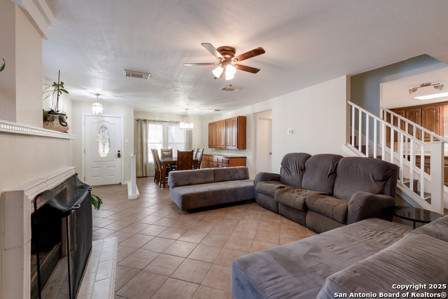 Image 5 of 28 For 13562 Mason Crest