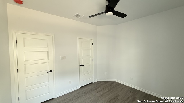 Listing photo id 26 for 124 Lookout Ct