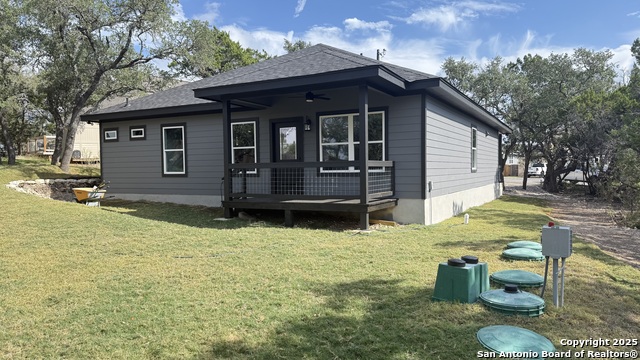 Listing photo id 6 for 124 Lookout Ct