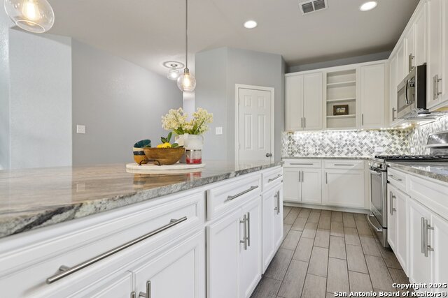 Image 14 of 36 For 8732 Stackstone