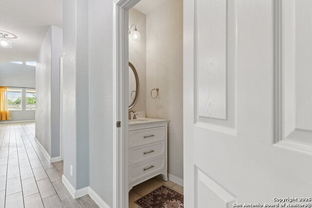 Image 18 of 36 For 8732 Stackstone