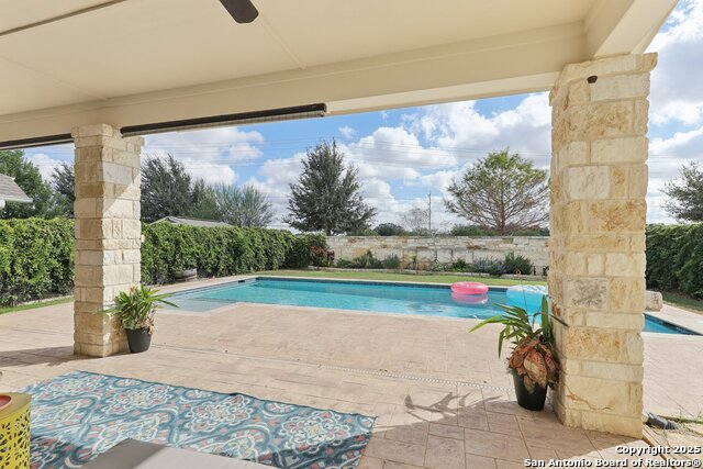 Image 33 of 36 For 8732 Stackstone