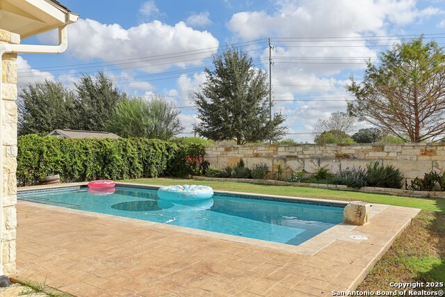 Image 35 of 36 For 8732 Stackstone