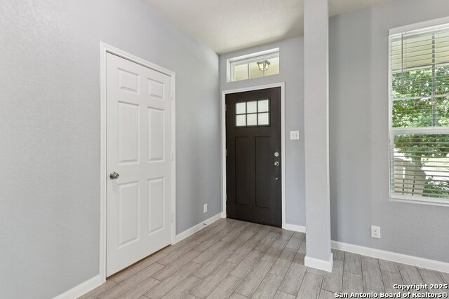 Image 7 of 36 For 8732 Stackstone