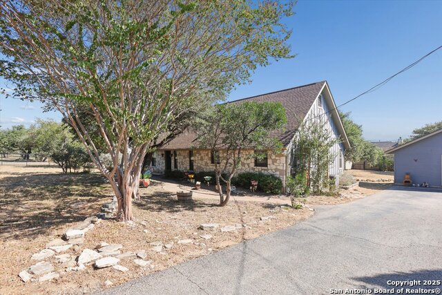 Listing photo id 15 for 31030 Setting Sun Dr