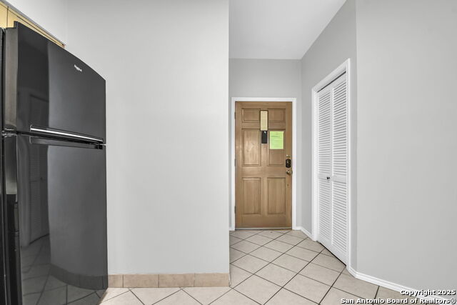 Image 5 of 21 For 401 Lincoln W Apt A101