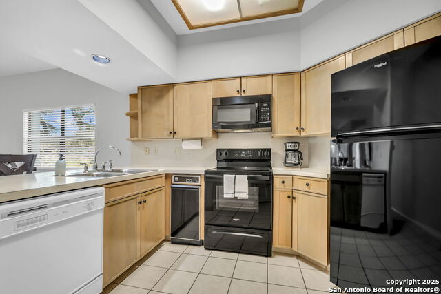 Image 7 of 21 For 401 Lincoln W Apt A101