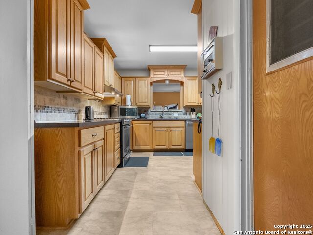 Listing photo id 12 for 2 Ridge  