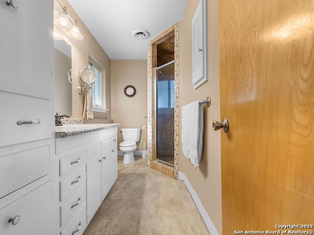 Listing photo id 18 for 2 Ridge  