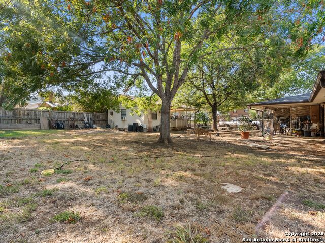 Listing photo id 28 for 2 Ridge  