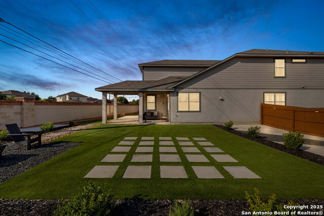 Image 41 of 56 For 8503 Desert Cove