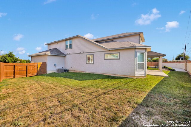 Image 45 of 56 For 8503 Desert Cove